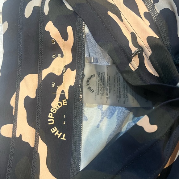 The upside legging size small - Picture 3 of 3